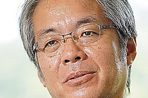 （おやじのせなか）青木理さん　半島へ、たった一度の頼み