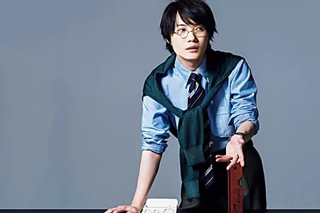 ラウンド型の眼鏡で［俳優・神木隆之介が証明する眼鏡のポテンシャル。］